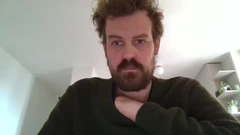 Snapshot of morritz chatting on March 2, 8:54 am morritz online show from March 2, 8:54 am