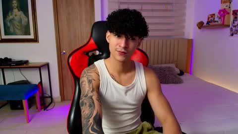 Snapshot of morthy_downey chatting on February 22, 1:35 pm Morthy online show from February 22, 1:35 pm