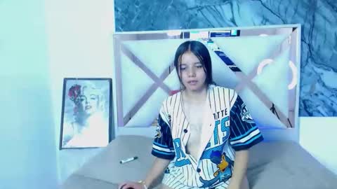 Morticia online show from May 16, 4:20 am