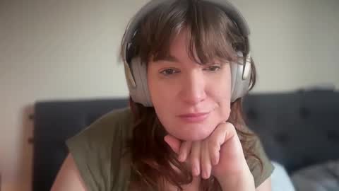 Mossy Mommy online show from March 26, 12:11 pm