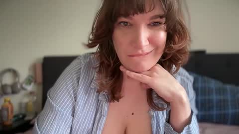 Mossy Mommy online show from May 12, 1:41 pm