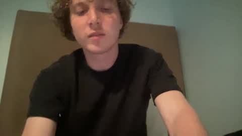 Snapshot of mosterr325 chatting on December 20, 12:05 pm mosterr325 online show from December 20, 12:05 pm