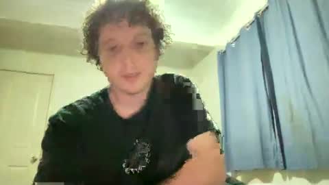 Snapshot of mosterr325 chatting on February 17, 10:07 am mosterr325 online show from February 17, 10:07 am