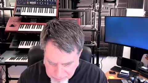 Snapshot of mostly_unbothered chatting on February 21, 12:50 pm mostly_unbothered online show from February 21, 12:50 pm