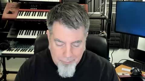 Snapshot of mostly_unbothered chatting on March 8, 10:08 am mostly_unbothered online show from March 8, 10:08 am