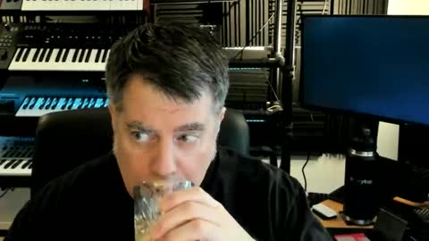 Snapshot of mostly_unbothered chatting on March 20, 9:14 am mostly_unbothered online show from March 20, 9:14 am