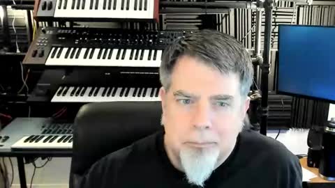 Snapshot of mostly_unbothered chatting on April 4, 8:45 am mostly_unbothered online show from April 4, 8:45 am