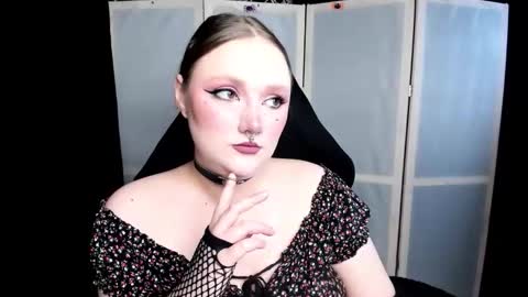 Snapshot of motorkate chatting on November 8, 2:45 am motorkate online show from November 8, 2:45 am