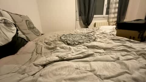 CamO online show from December 18, 5:31 pm