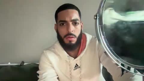 Snapshot of mountaiden chatting on November 28, 9:06 pm mountaiden online show from November 28, 9:06 pm