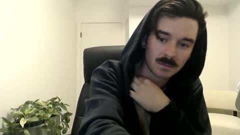 moustachematt online show from May 22, 3:57 am