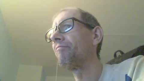 Snapshot of moviem1978 chatting on June 6, 6:56 pm Frederik online show from June 6, 6:56 pm