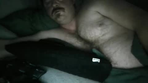 Snapshot of mr1bucket chatting on November 27, 2:24 am mr1bucket online show from November 27, 2:24 am