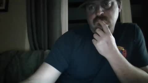 mr1bucket online show from March 4, 12:49 am