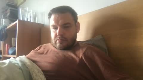 Snapshot of mr834565 chatting on April 12, 11:26 am mr834565 online show from April 12, 11:26 am