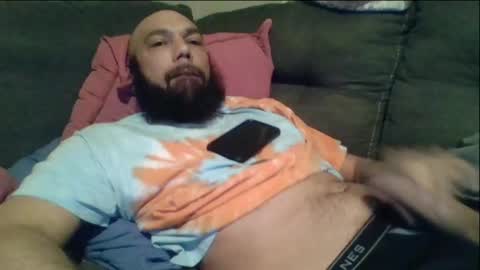 Snapshot of mr8plus chatting on February 26, 12:31 am Mr8 online show from February 26, 12:31 am