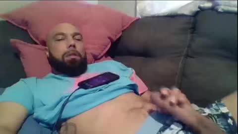 Snapshot of mr8plus chatting on March 17, 9:51 pm Mr8 online show from March 17, 9:51 pm