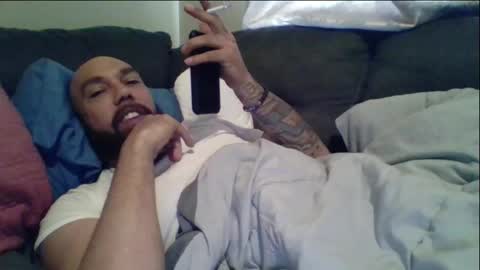 Snapshot of mr8plus chatting on March 28, 11:04 pm Mr8 online show from March 28, 11:04 pm