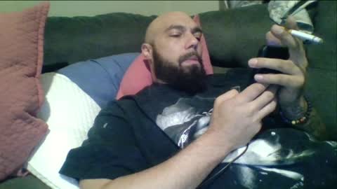 Snapshot of mr8plus chatting on April 5, 1:14 am Mr8 online show from April 5, 1:14 am