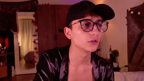 Snapshot of mr_evan1 chatting on December 5, 2:11 pm Mr Evans online show from December 5, 2:11 pm