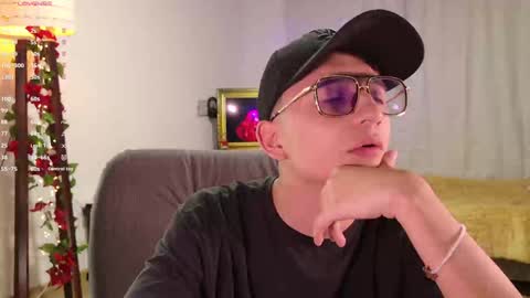 Snapshot of mr_evan1 chatting on January 11, 1:01 pm Mr Evans online show from January 11, 1:01 pm