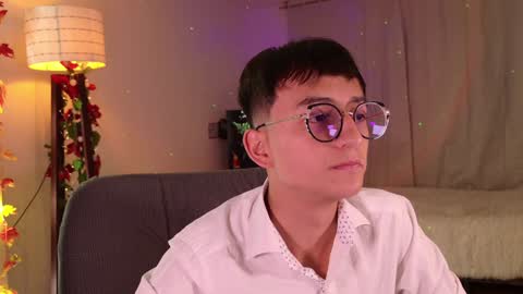 Snapshot of mr_evan1 chatting on January 31, 1:12 pm Mr Evans online show from January 31, 1:12 pm