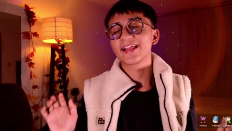 Snapshot of mr_evan1 chatting on February 4, 5:55 pm Mr Evans online show from February 4, 5:55 pm