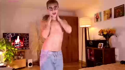 Snapshot of mr_evan1 chatting on September 16, 5:47 pm Mr Evans online show from September 16, 5:47 pm