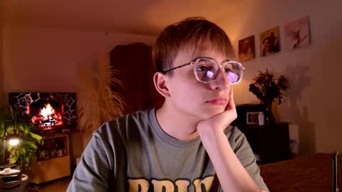 Snapshot of mr_evan1 chatting on September 26, 2:32 pm Mr Evans online show from September 26, 2:32 pm