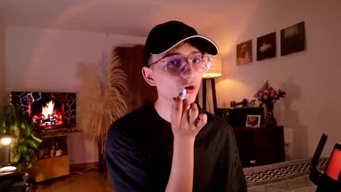 Snapshot of mr_evan1 chatting on October 11, 4:49 pm Mr Evans online show from October 11, 4:49 pm