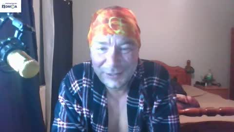 Snapshot of mr_i_ chatting on October 4, 4:54 am mr_i_ online show from October 4, 4:54 am