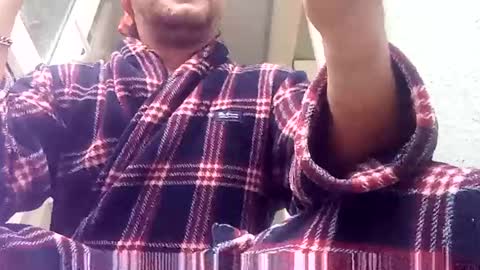 Snapshot of mr_i_ chatting on October 16, 7:31 am mr_i_ online show from October 16, 7:31 am