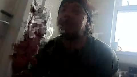 Snapshot of mr_i_ chatting on November 5, 9:31 am mr_i_ online show from November 5, 9:31 am