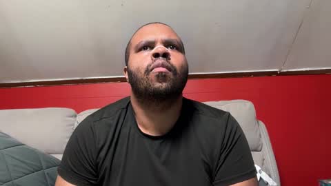 mr_irvin online show from March 18, 11:30 pm