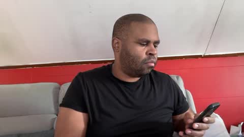 mr_irvin online show from April 5, 3:31 pm