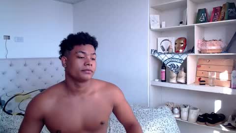 Snapshot of mr_jordan2310 chatting on February 16, 1:05 pm mr_jordan2310 online show from February 16, 1:05 pm