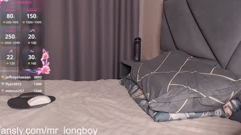 mr_longboy online show from February 3, 5:40 am