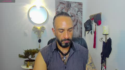 Snapshot of mr_maik22 chatting on February 8, 10:18 am mr_maik22 online show from February 8, 10:18 am