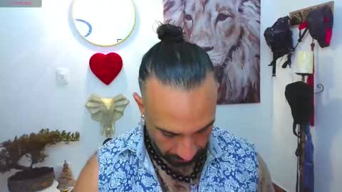 Snapshot of mr_maik22 chatting on March 2, 5:04 pm mr_maik22 online show from March 2, 5:04 pm