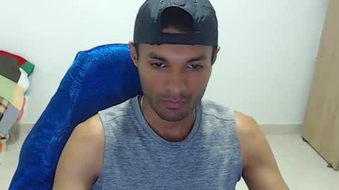 Max online show from February 19, 12:56 pm