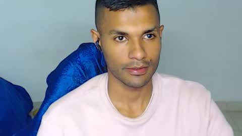 Max online show from April 1, 2:45 am