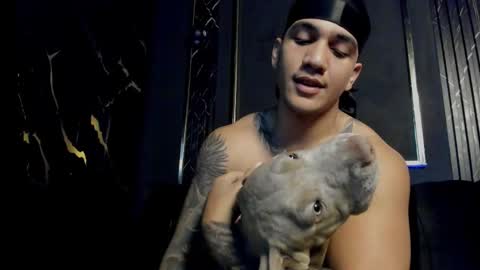 mr_maximo online show from November 24, 2:44 am