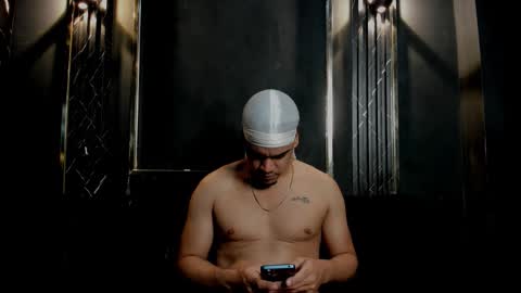 mr_maximo online show from December 15, 9:52 pm