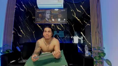 mr_maximo online show from January 14, 8:20 am