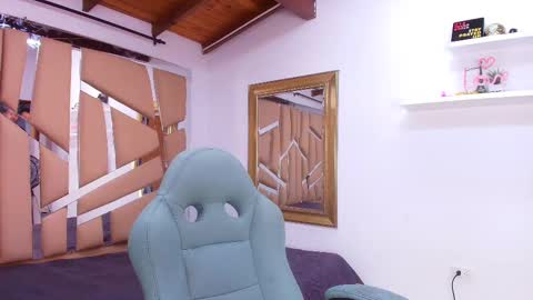 Snapshot of mr_mikee_ chatting on September 20, 3:07 am MIKEE online show from September 20, 3:07 am