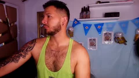 Snapshot of mr_mikee_ chatting on October 3, 3:14 am MIKEE online show from October 3, 3:14 am