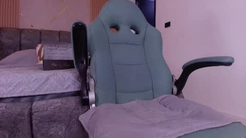 MIKEE online show from March 21, 4:06 am