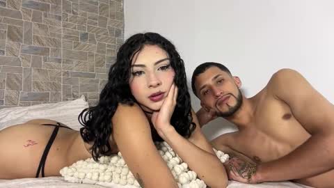 mrandmrsrivas online show from November 11, 4:45 am