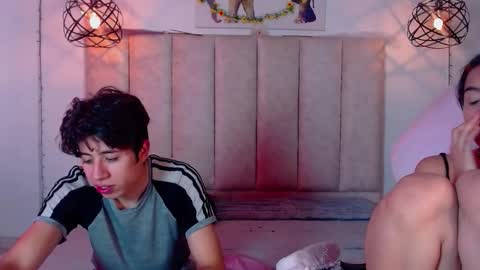 mrandmrvlxencs online show from June 5, 7:52 pm
