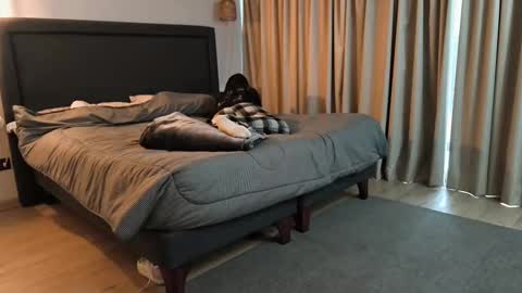 mrandmssin online show from September 28, 1:05 pm